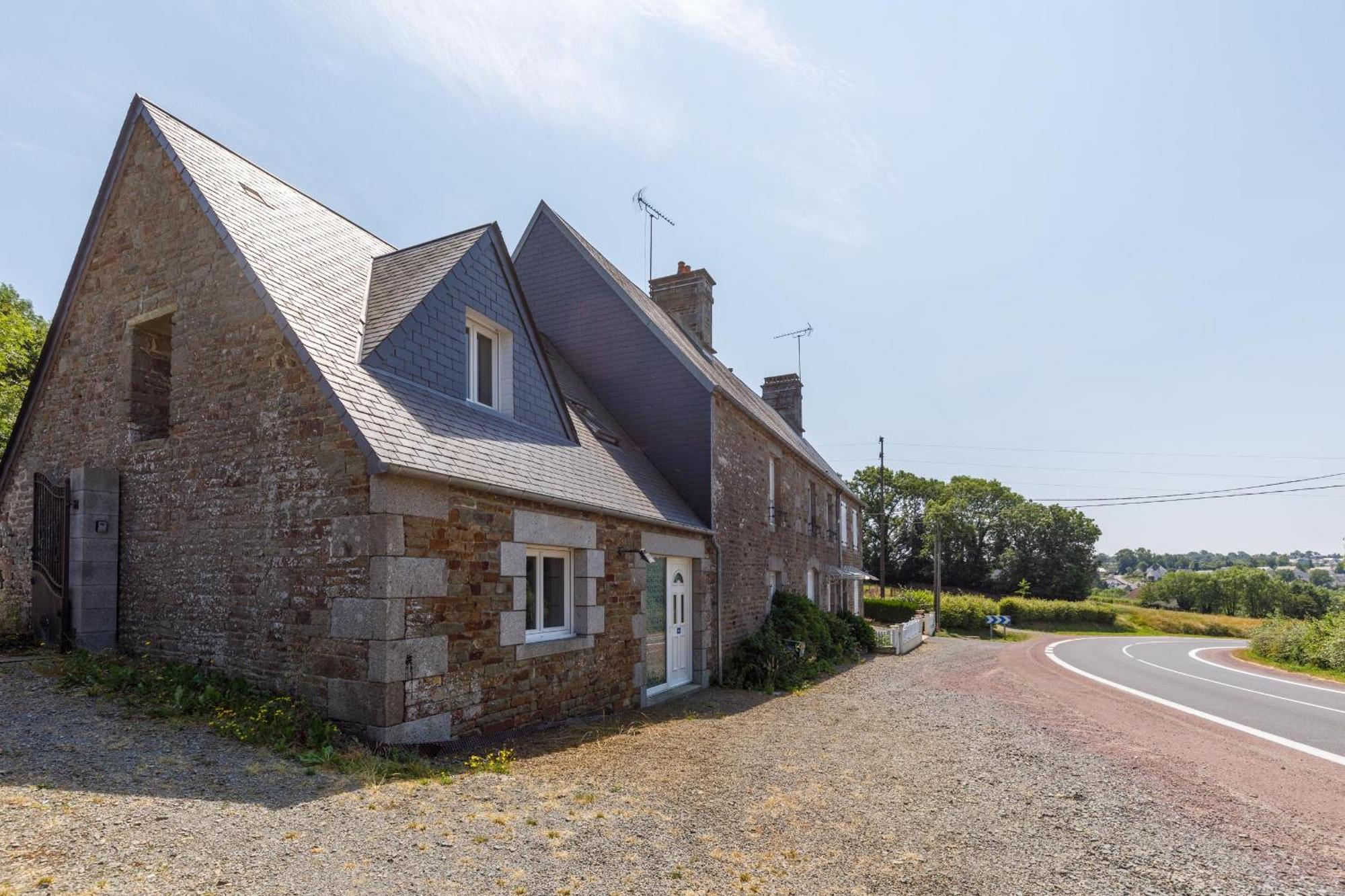 Dodo Normand 3 Chambres Bedrooms - Poele A Granules - Linge - Menage - Inclus Villedieu-les-Poeles-Rouffigny Exterior photo